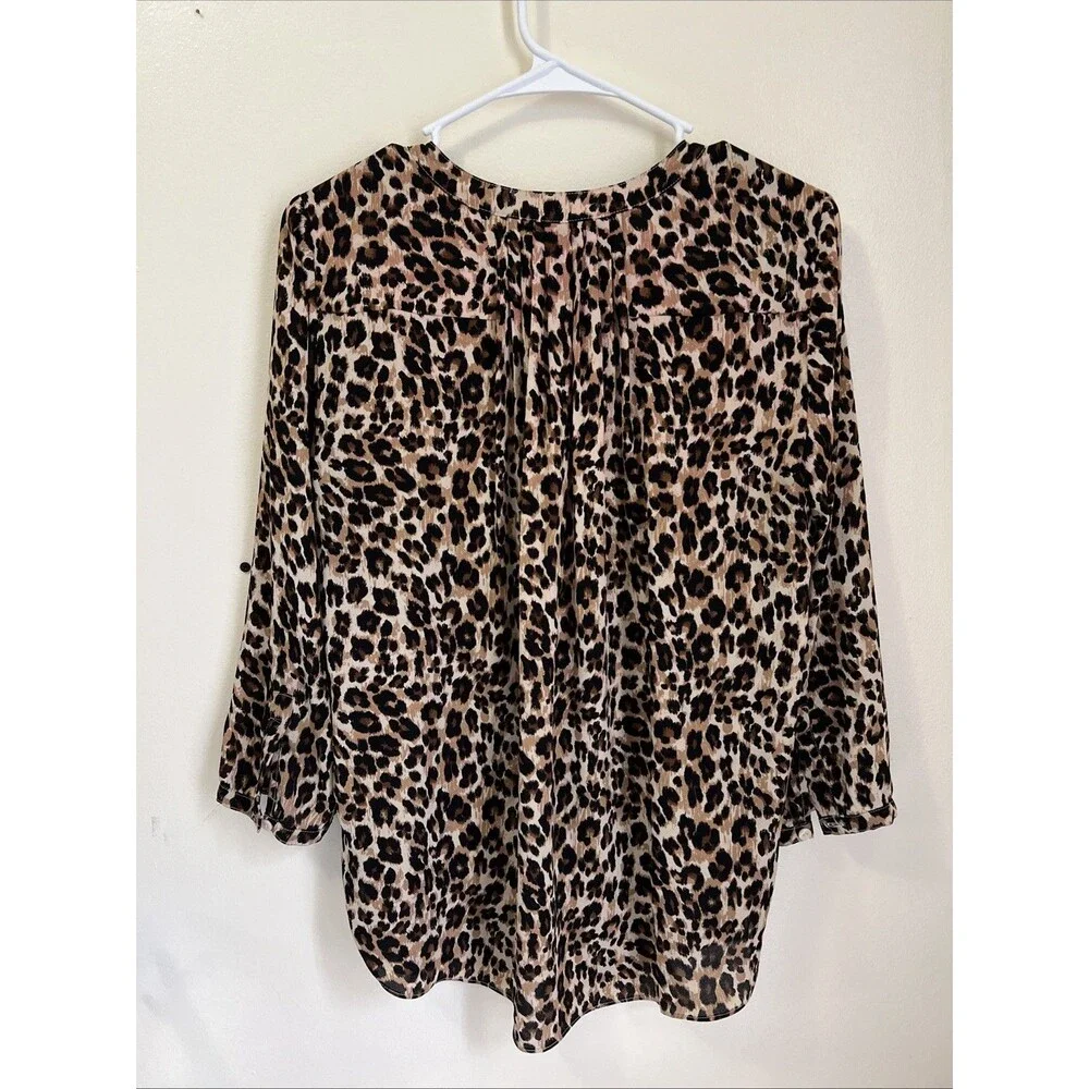 NYDJ Black Brown Leopard Print Henley Pleat Back 3/4 Sleeve Tunic Blouse Size Sm - Picture 3 of 6